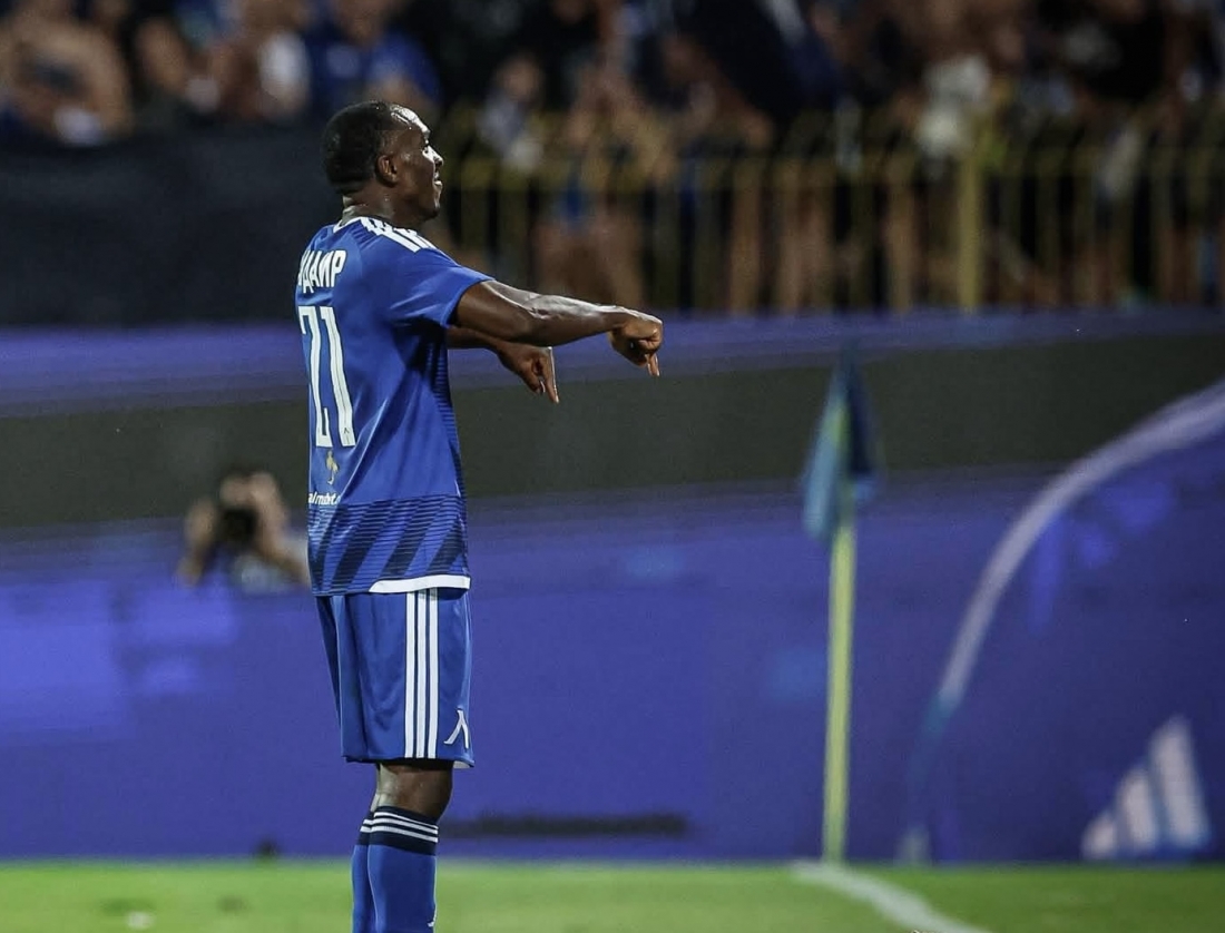 Aldair ganha vantagem rumo ao play-off da Champions 