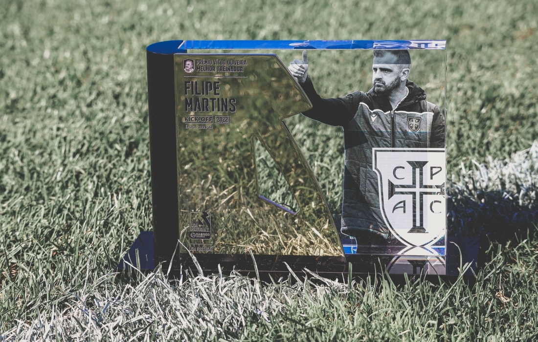 Filipe Martins eleito Melhor Treinador do Ano da II Liga