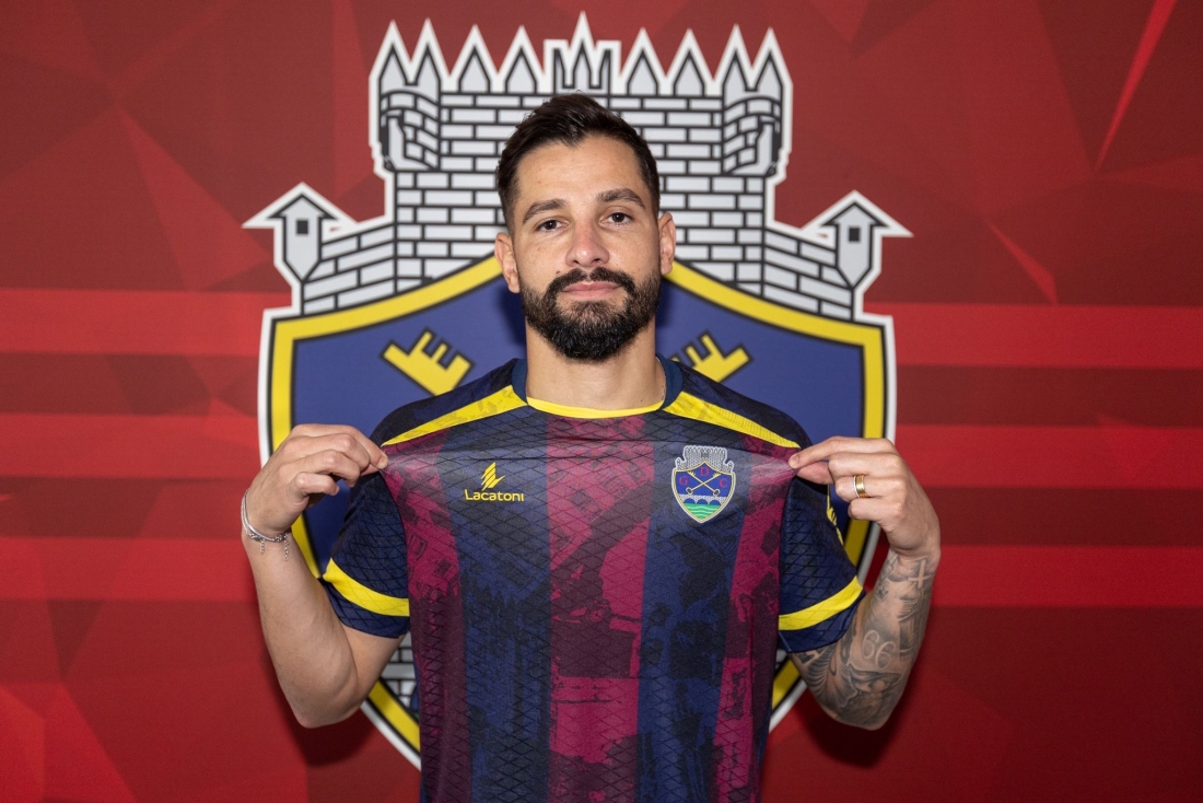 Platiny returns to GD Chaves