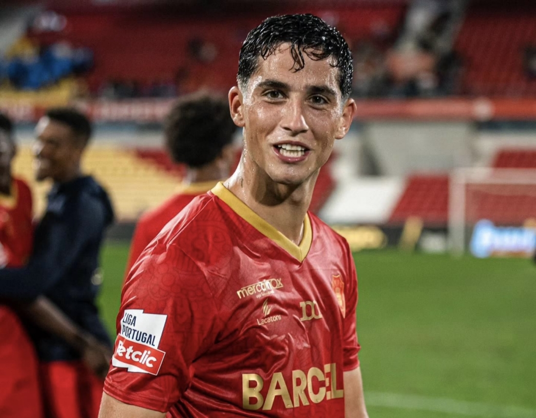 Z� Carlos assists and Gil advances in the Cup