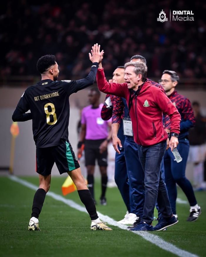  Alexandre Santos est� na final da Champions de �frica