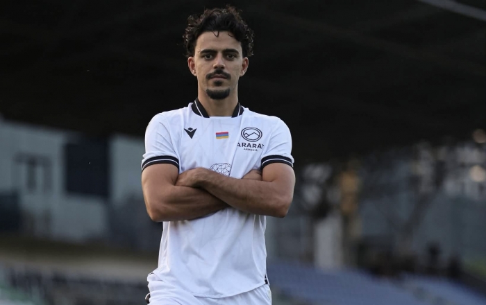  Estreia de sonho para Benny no FC Ararat-Armenia 