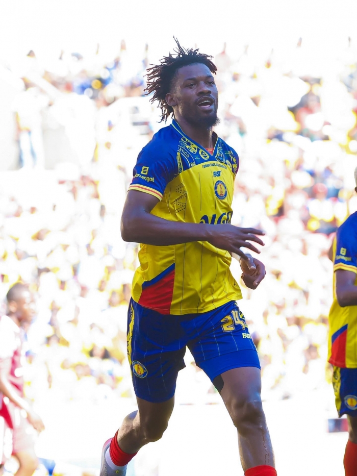 Kinito e Toro marcam a fechar a primeira volta 