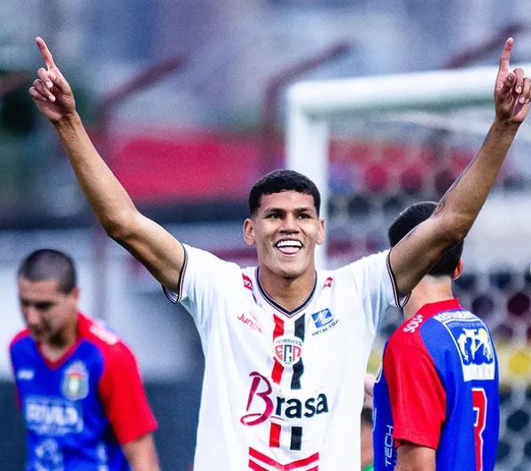 Kauan Cunha faz cinco golos num jogo!