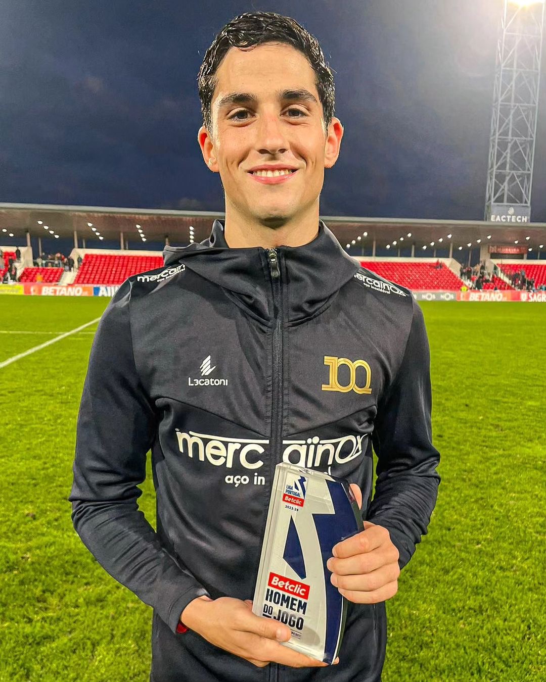 Z� Carlos foi o MVP na vit�ria do Gil Vicente